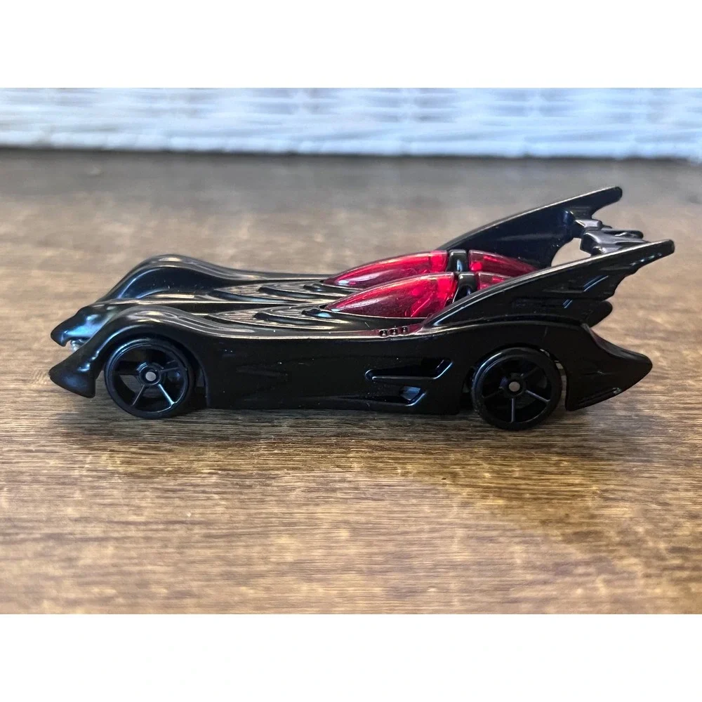 Hot Wheels DC Comics Batmobile Batman Series Black W Red Windows Loose Diecast